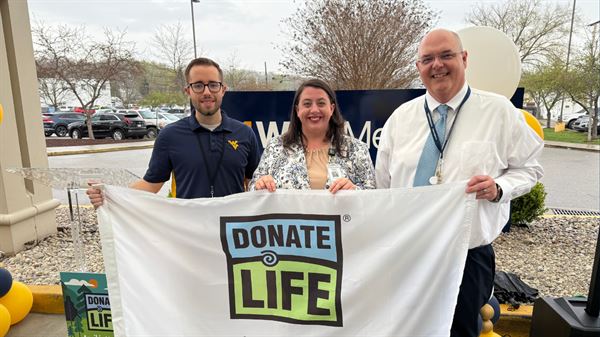 WVU Medicine Thomas Hospitals and CORE Raise Donate Life Flag