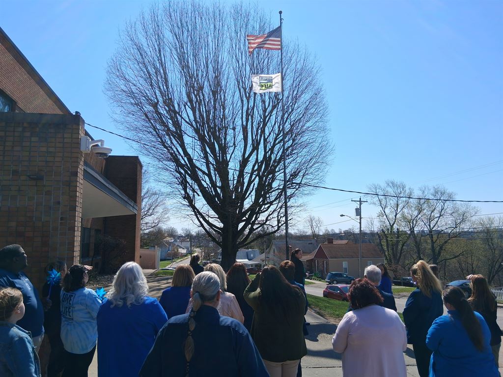 Barnesville-Hospital-Flag-Raising-Ceremony