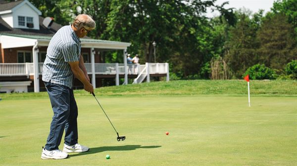39th Annual Bernie Hutzler Golf Classic raises record funds to expand access to care 