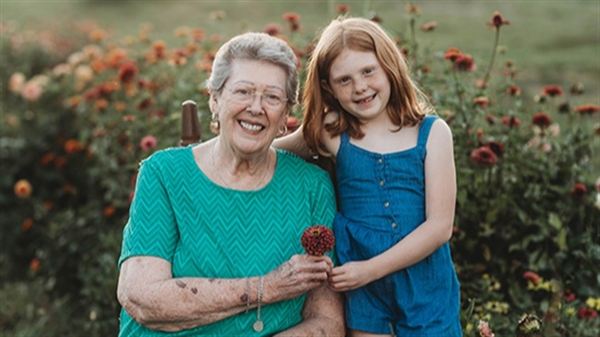 WVU Medicine surgeon honors mother by establishing lung cancer screening fund