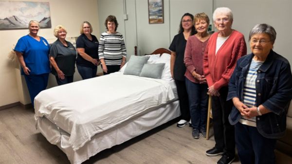 Barnesville Hospital Auxiliary supports Sleep Lab room refresh 